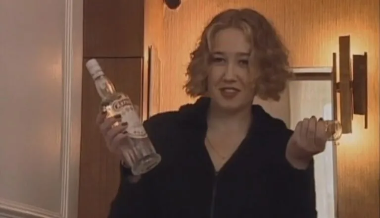 Момент из 18 серии 2 сезона